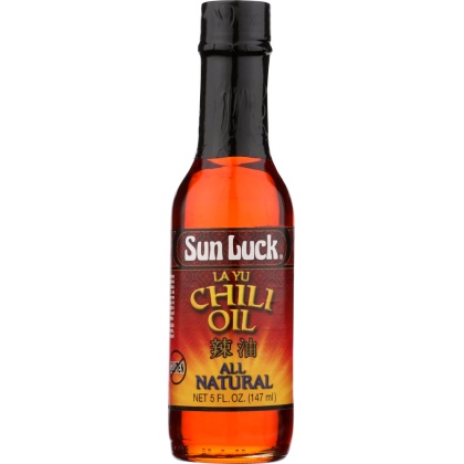 SUN LUCK: La Yu Chili Oil, 5 oz